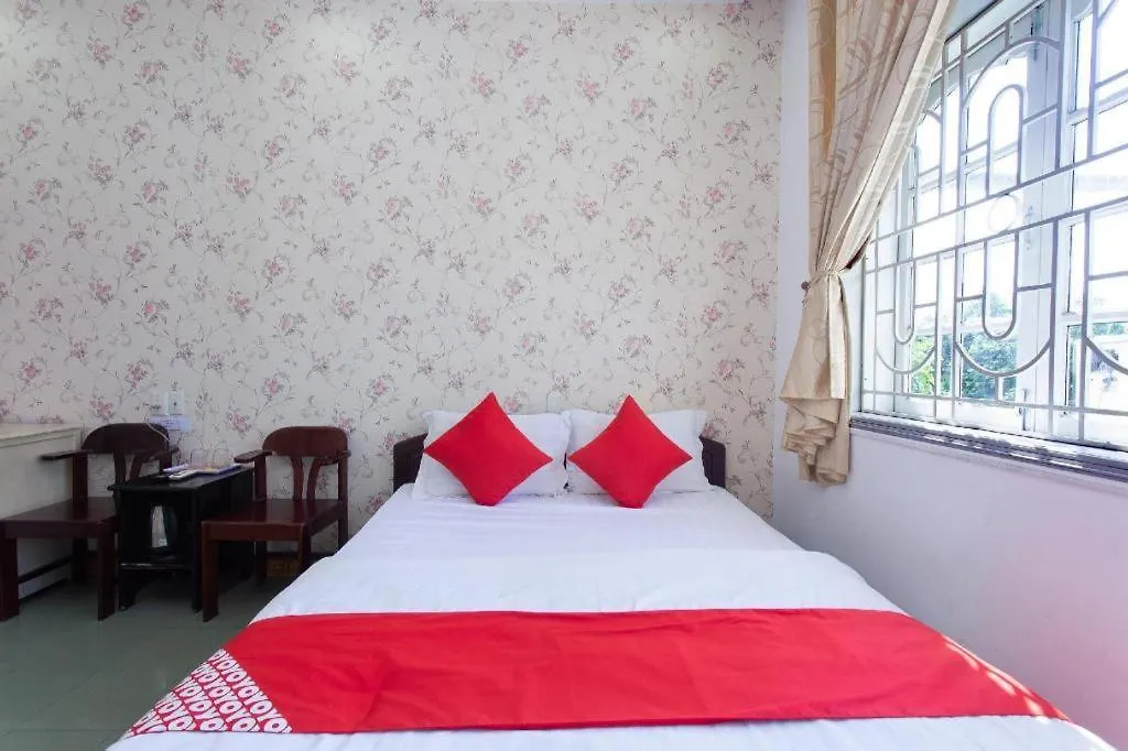 Oyo 553 Truong Giang Hotel Da Nang 2*,  Vietnam